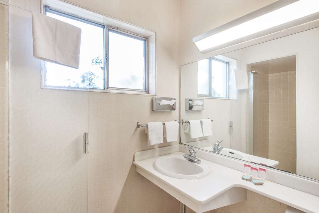 Budget Inn/ Natick Szoba fotó