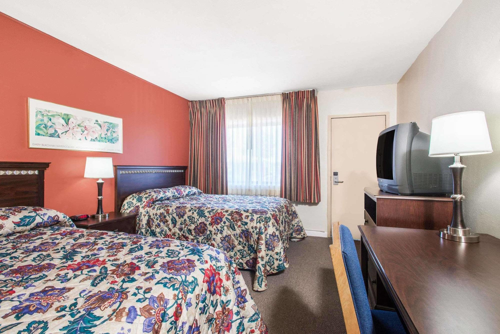 Budget Inn/ Natick Kültér fotó